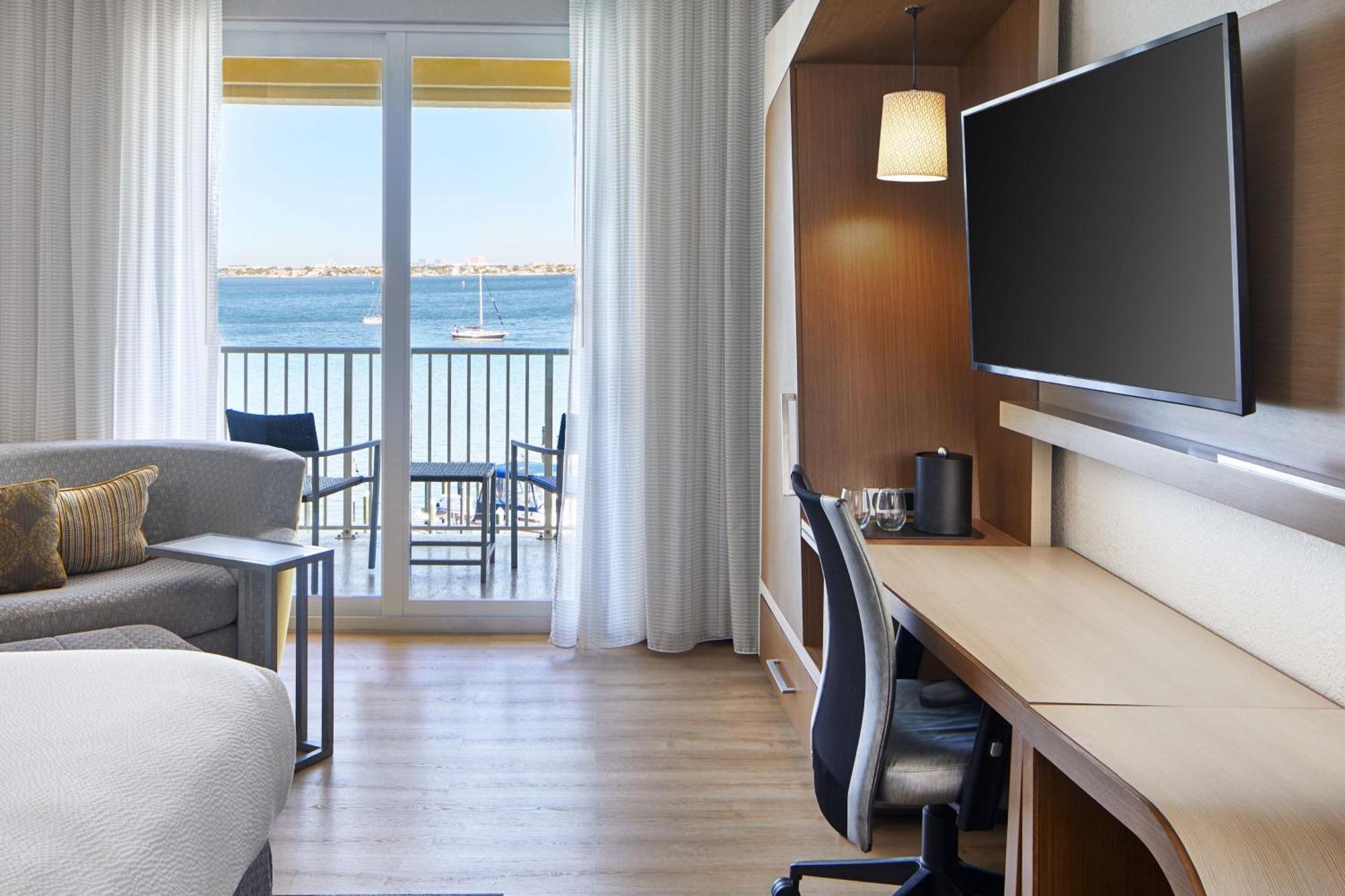Courtyard By Marriott St. Petersburg Clearwater/Мадейра-Біч Екстер'єр фото