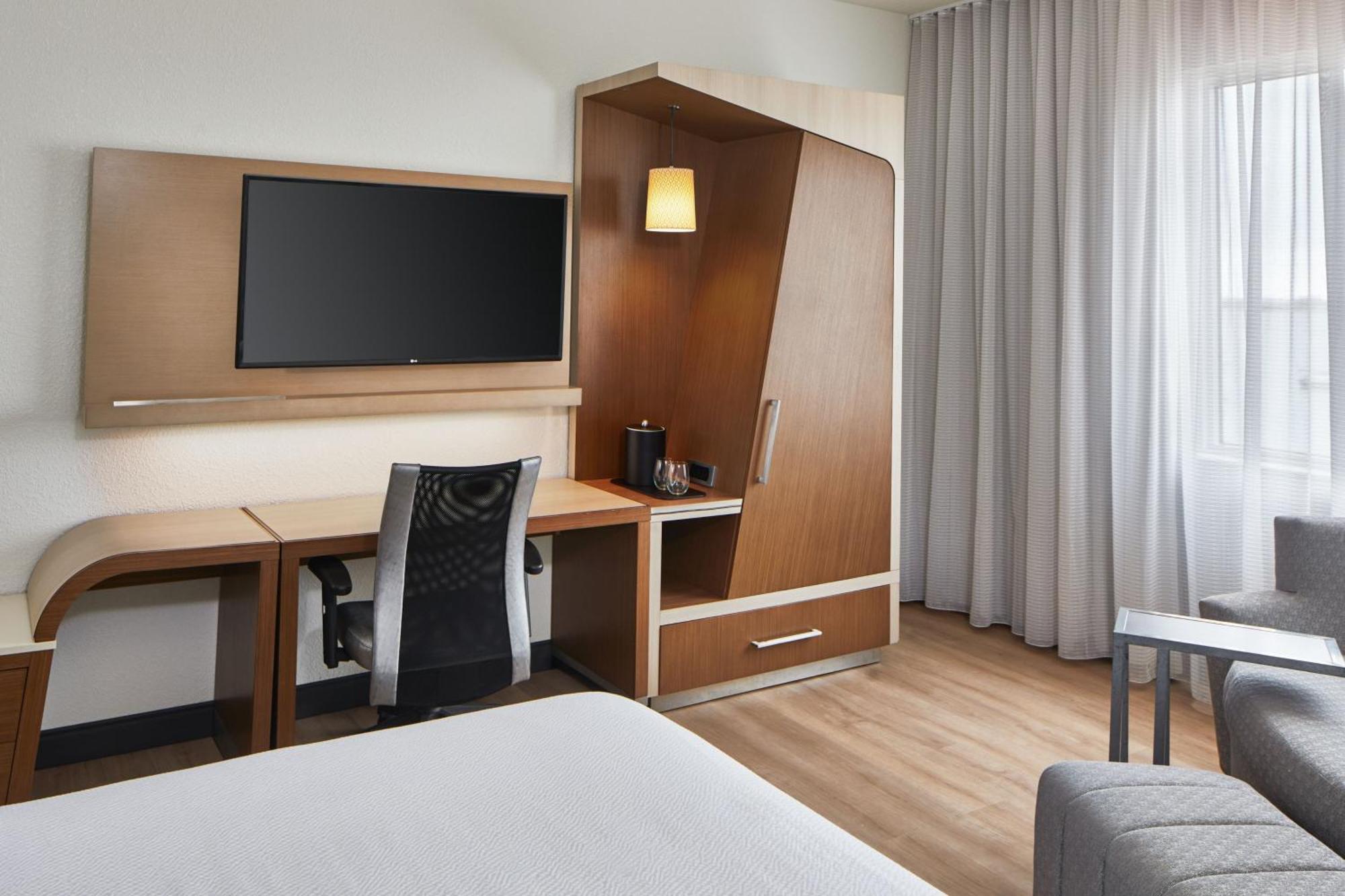 Courtyard By Marriott St. Petersburg Clearwater/Мадейра-Біч Екстер'єр фото